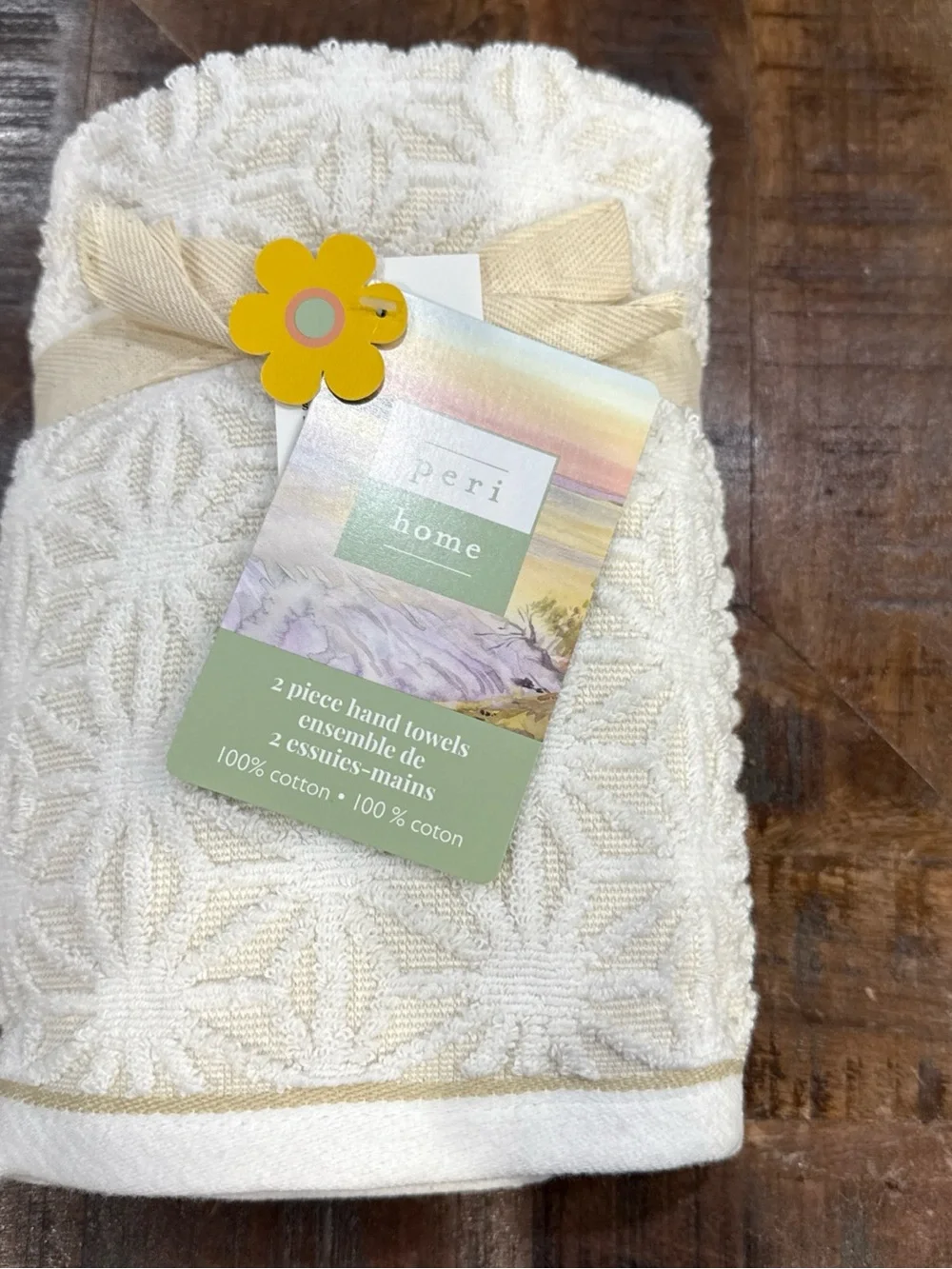 Peri Home Soft COTTON 2 Pack Hand TOWELs 18x28” Saromi Pattern Linen Color NWT